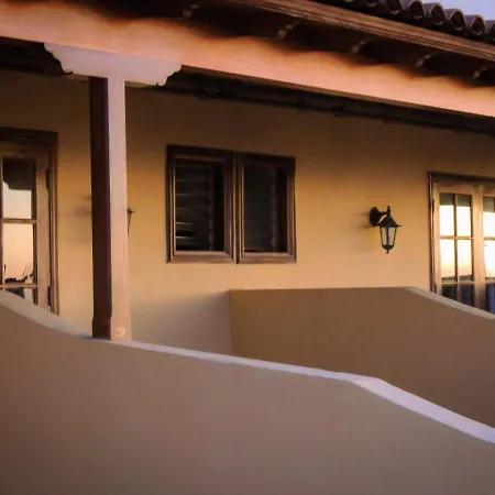 ゲストハウス Silene Orotava 2*